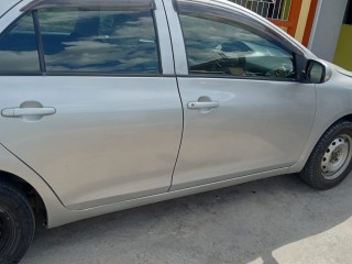 2007 Toyota Yaris