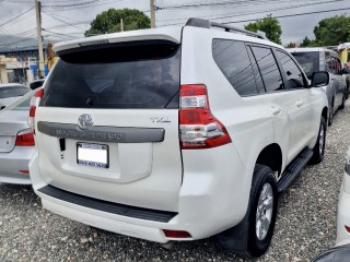 2017 Toyota Prado