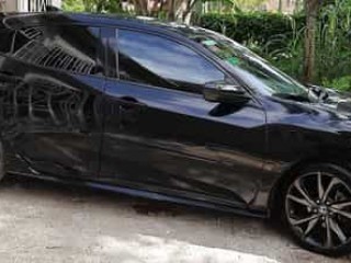 2017 Honda Civic w TYPE R Kit for sale in Kingston / St. Andrew, Jamaica