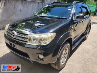 2011 Toyota FORTUNER