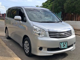 2012 Toyota Fit for sale in Kingston / St. Andrew, Jamaica