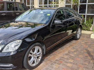 2011 Mercedes Benz E300 Elegance for sale in Kingston / St. Andrew, Jamaica