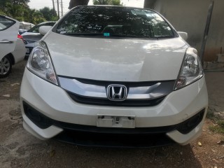 2014 Honda Fit Shuttle for sale in Kingston / St. Andrew, Jamaica