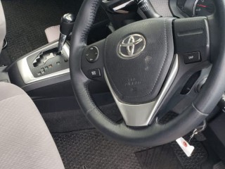 2015 Toyota Axio for sale in Clarendon, Jamaica