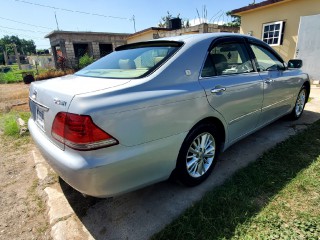 2005 Toyota Crown