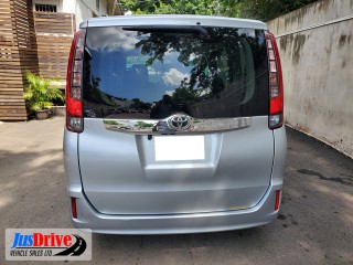 2016 Toyota NOAH for sale in Kingston / St. Andrew, Jamaica