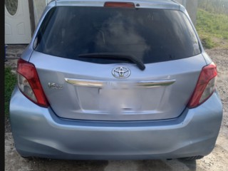 2011 Toyota Vitz