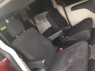 2011 Dodge GRAND CARAVAN for sale in Kingston / St. Andrew, Jamaica