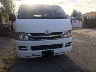 2008 Toyota Hiace