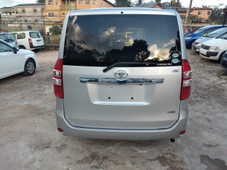 2011 Toyota Noah for sale in Manchester, Jamaica