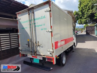 2004 Isuzu ELF