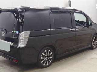 2014 Toyota Stepwagon Spada 
$2,680,000