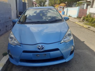 2012 Toyota Aqua for sale in Kingston / St. Andrew, Jamaica