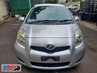 2010 Toyota VITZ