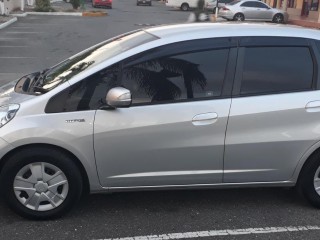 2013 Honda Fit Hybrid for sale in Kingston / St. Andrew, Jamaica