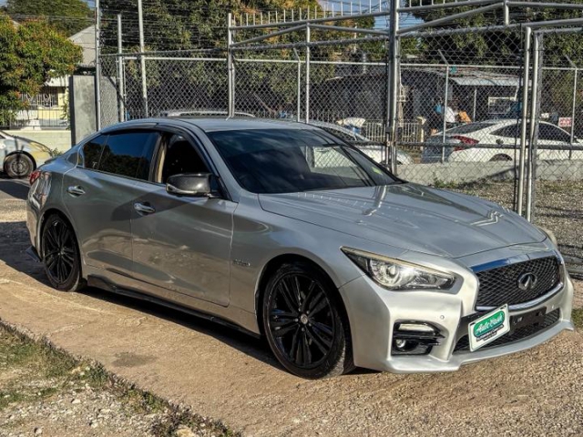 2015 Nissan Skyline for sale in Kingston / St. Andrew, Jamaica