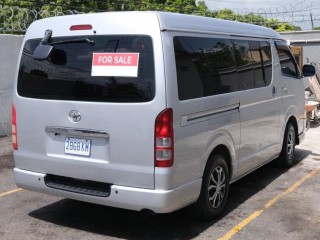 2012 Toyota HIACE