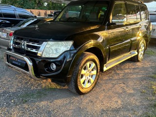 2012 Mitsubishi Pajero