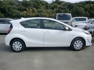 2017 Toyota Aqua for sale in Kingston / St. Andrew, Jamaica