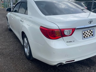 2011 Toyota Mark x