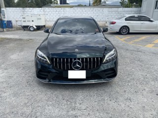 2019 Mercedes Benz C180