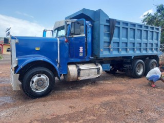 1995 Freightliner NA for sale in St. Ann, Jamaica