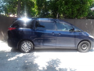 2010 Toyota Estima