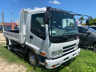 2005 Isuzu Forward Truck