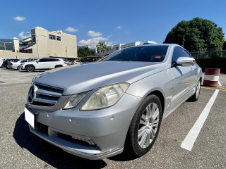 2010 Mercedes Benz E250