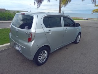 2013 Daihatsu Mira Es 
$630,000