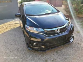 2018 Honda Fit Sport 
$1,700,000