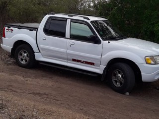 2003 Ford Explorer Sport Trac for sale in St. Catherine, 