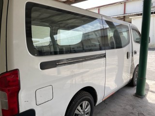 2012 Nissan Caravan DX for sale in Kingston / St. Andrew, Jamaica
