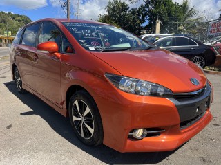 2013 Toyota Wish Sport package