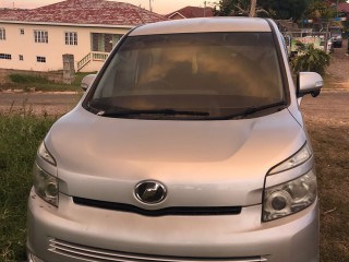 2010 Toyota Voxy for sale in Manchester, Jamaica