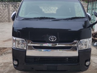 2017 Toyota Hiace