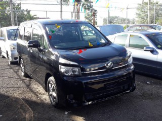 2012 Toyota Voxy for sale in Manchester, Jamaica