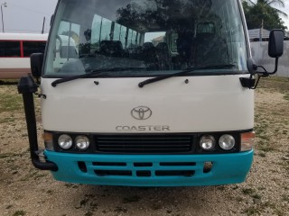 2006 Toyota Coaster for sale in Clarendon, 