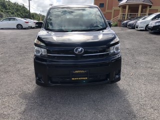 2011 Toyota Voxy for sale in Manchester, Jamaica