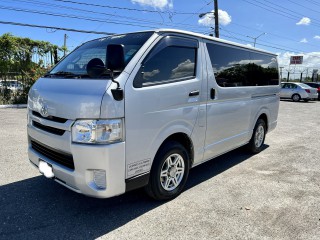 2015 Toyota HiAce for sale in Kingston / St. Andrew, 