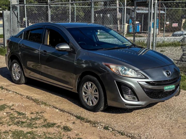 2011 Mazda Axela for sale in Kingston / St. Andrew, Jamaica