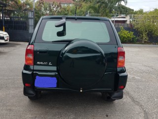 2001 Toyota Rav4
$900,000