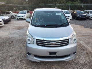 2011 Toyota Noah for sale in Manchester, Jamaica