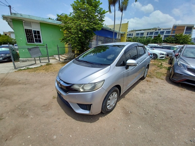 2017 Honda Fit for sale in Kingston / St. Andrew, Jamaica