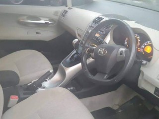 2010 Toyota AURIS