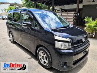 2013 Toyota VOXY for sale in Kingston / St. Andrew, Jamaica