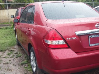 2010 Nissan tiida for sale in Kingston / St. Andrew, Jamaica