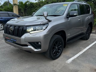 2023 Toyota Prado