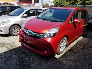 2012 Toyota Isis Platana for sale in Kingston / St. Andrew, Jamaica