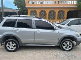 2005 Mitsubishi Outlander for sale in Kingston / St. Andrew, Jamaica